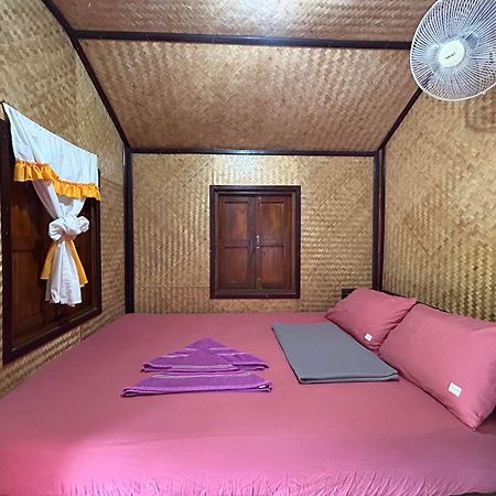 Pinks Bungalow バーン・タイ エクステリア 写真