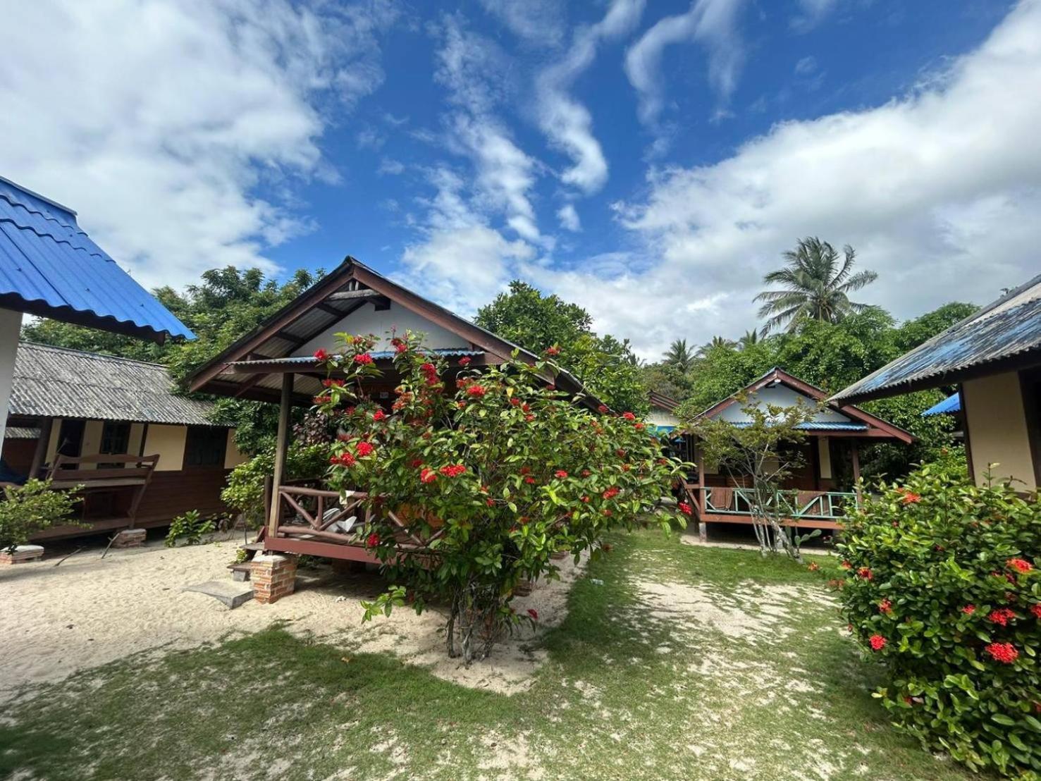 Pinks Bungalow バーン・タイ エクステリア 写真